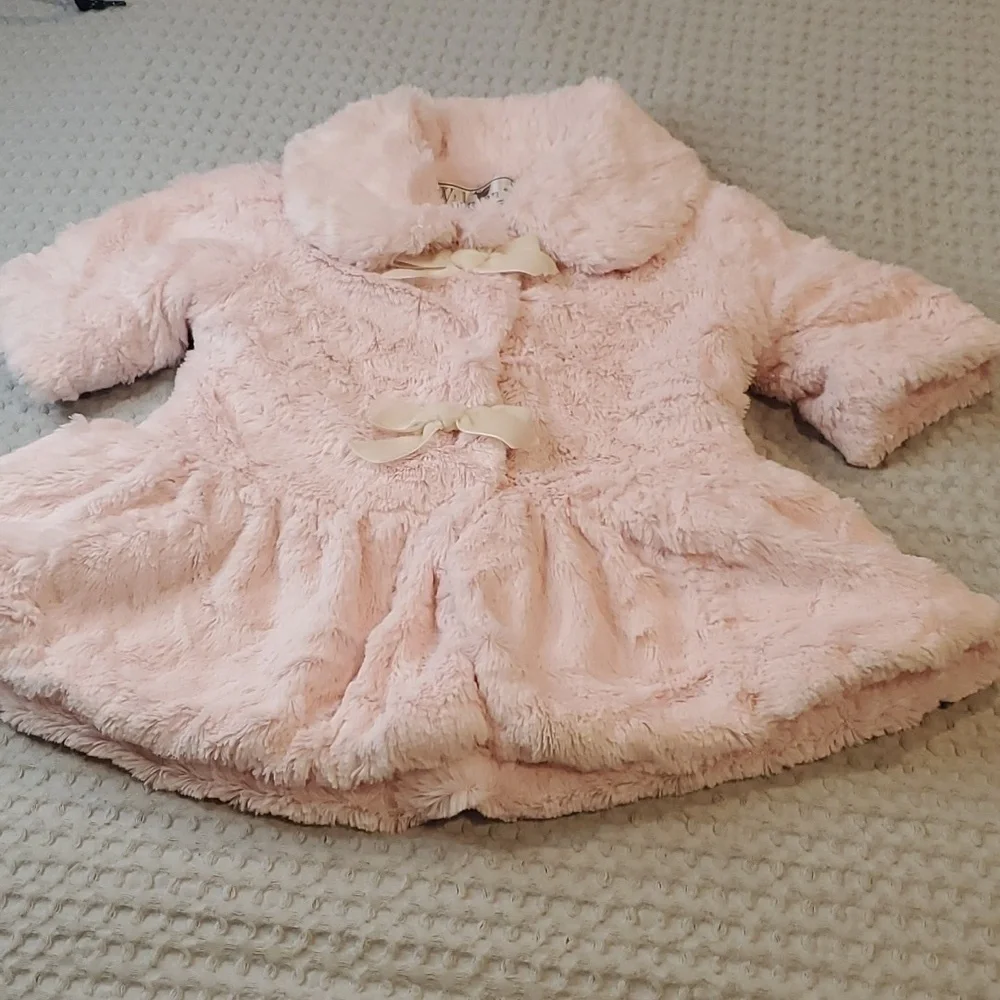 Girl's Widgeon Coat - Pink Faux Fur Size 6 months